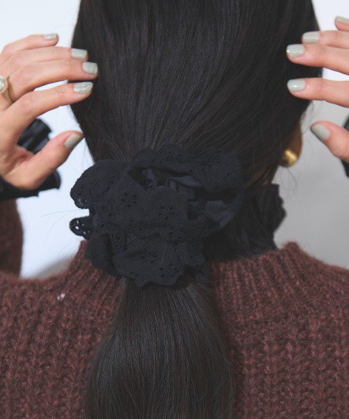 Libra Cue（リブラ キュー）の「コットンレースシュシュ（シュシュ・レディース・ホワイト/ブラック・FREE）」の17枚目の写真