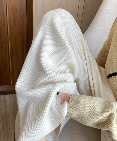 deux amour（ドゥーザムール）の「フリンジリブニットパンツ（その他パンツ・レディース・ホワイト/ブラック/ベージュ・FREE）」の16枚目の写真