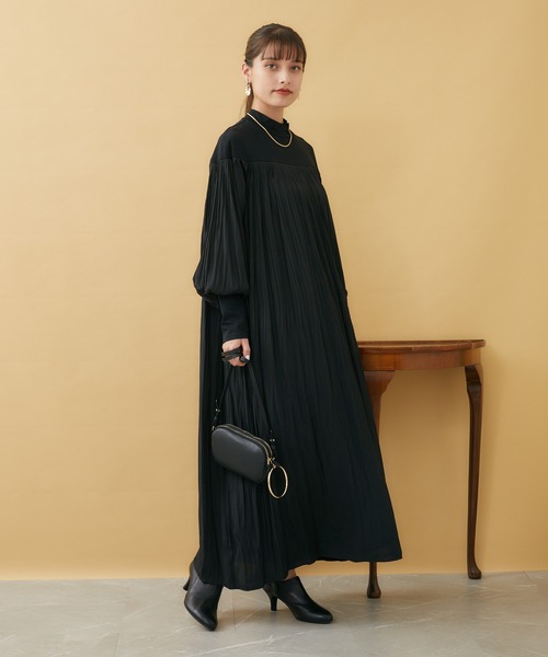 LUGIVA（ルギヴァ）の「LUGIVa プリーツワンピース（ワンピース・レディース・ブラック・FREE）」の14枚目の写真