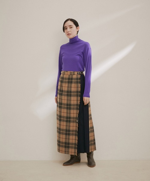 SALON adam et rope'（サロン アダム エ ロペ）の「【Smile Cotton】ハイネックプルオーバー【洗える】（Tシャツ/カットソー・レディース・ブラック/パープル/ホワイト・FREE）」の10枚目の写真