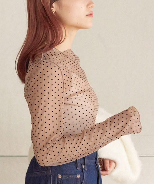 w closet（ダブルクローゼット）の「チュールドットボートネックプルオーバー（Tシャツ/カットソー・レディース・ブラック/ベージュ系その他/アイボリー・FREE）」の15枚目の写真