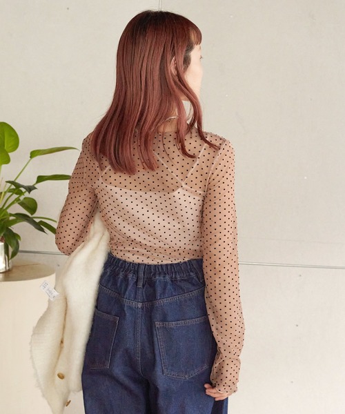 w closet（ダブルクローゼット）の「チュールドットボートネックプルオーバー（Tシャツ/カットソー・レディース・ブラック/ベージュ系その他/アイボリー・FREE）」の16枚目の写真