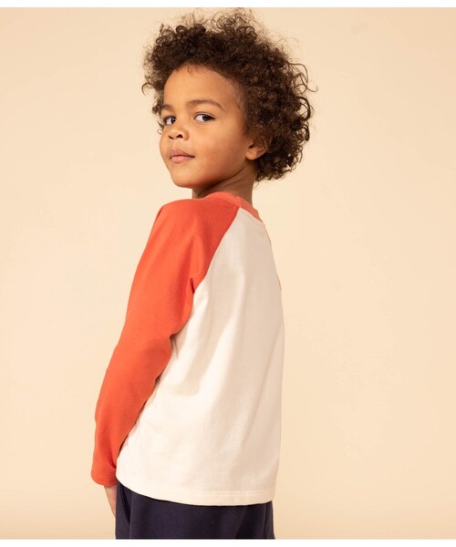PETIT BATEAU（プチバトー）の「バイカラー長袖Ｔシャツ（Tシャツ/カットソー・キッズ・ホワイト系その他・4YEAR/5YEAR/3YEAR）」の2枚目の写真
