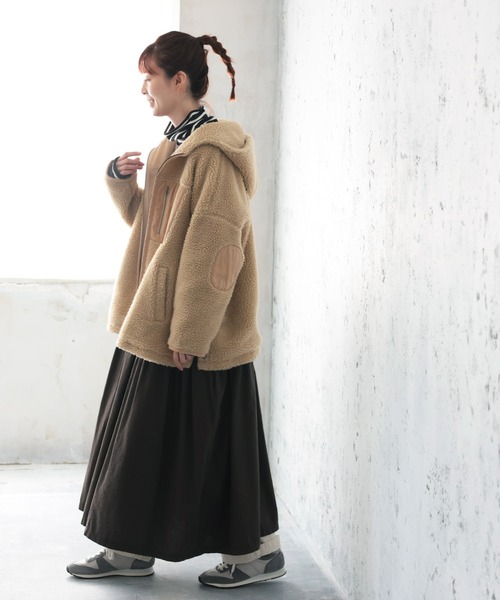 soulberry（ソウルベリー）の「冬こそ外遊びしたくなる肘パッチボア