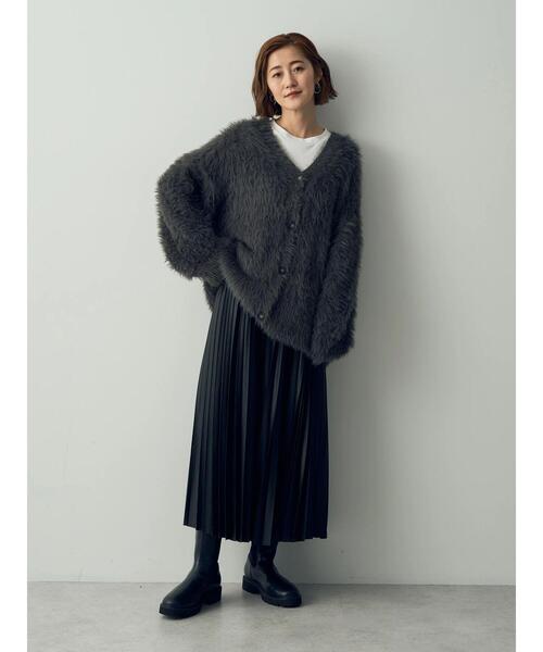 YECCA VECCA（イェッカヴェッカ）の「レザーライクプリーツスカート（スカート・レディース・ブルー/ブラック/カーキ・FREE）」の6枚目の写真