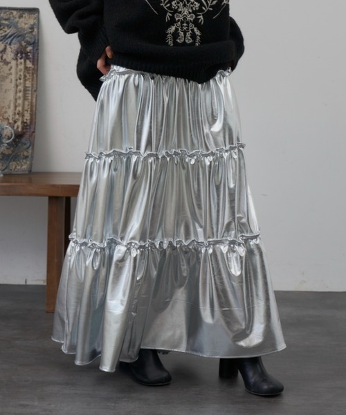 Libra Cue（リブラ キュー）の「メタリックティアードスカート（スカート・レディース・シルバー/ゴールド・FREE）」の5枚目の写真