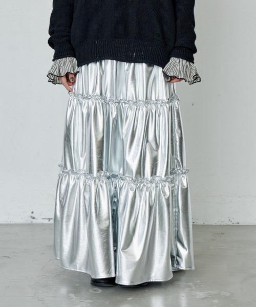 Libra Cue（リブラ キュー）の「メタリックティアードスカート（スカート・レディース・シルバー/ゴールド・FREE）」の13枚目の写真