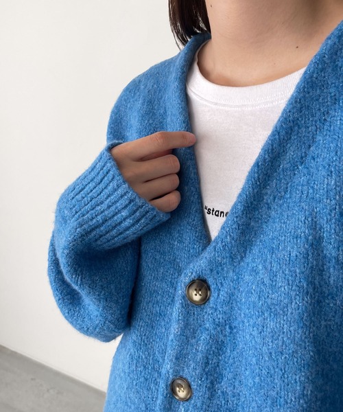 CANAL JEAN(キャナルジーン)の「El mar Vネックオーバーサイズニットカーディガン(カーディガン/ボレロ・レディース・グレー/ブルー/チャコールグレー・ONE SIZE)」の12枚目の写真