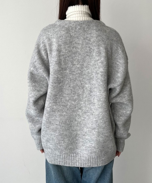 CANAL JEAN(キャナルジーン)の「El mar Vネックオーバーサイズニットカーディガン(カーディガン/ボレロ・レディース・グレー/ブルー/チャコールグレー・ONE SIZE)」の16枚目の写真
