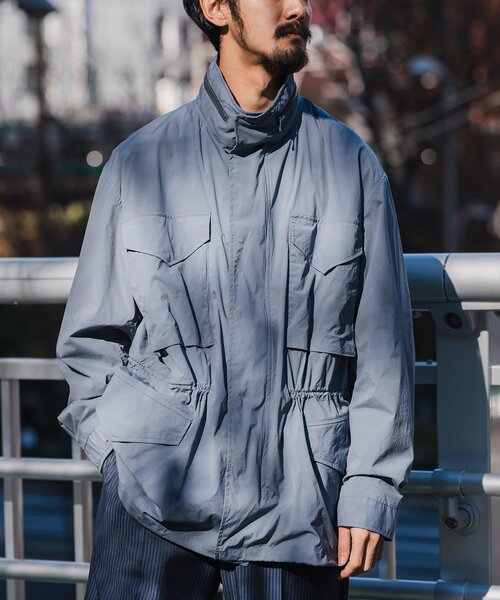 EDIFICE（エディフィス）の「ドライナイロン アーミースタンドブルゾン（ブルゾン・メンズ・ベージュ/ネイビー/サックスブルー・MEDIUM/LARGE）」の10枚目の写真