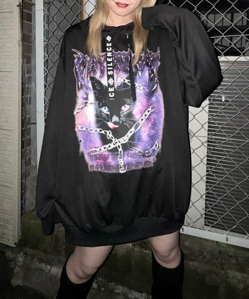 MAROCORE(マロコア)の「黒ねこプリントビッグシルエットパーカー フーディ 24AW(パーカー・レディース・ブラック/ホワイト・L/M)」の2枚目の写真