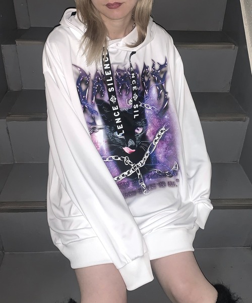 MAROCORE(マロコア)の「黒ねこプリントビッグシルエットパーカー フーディ 24AW(パーカー・レディース・ブラック/ホワイト・L/M)」の4枚目の写真