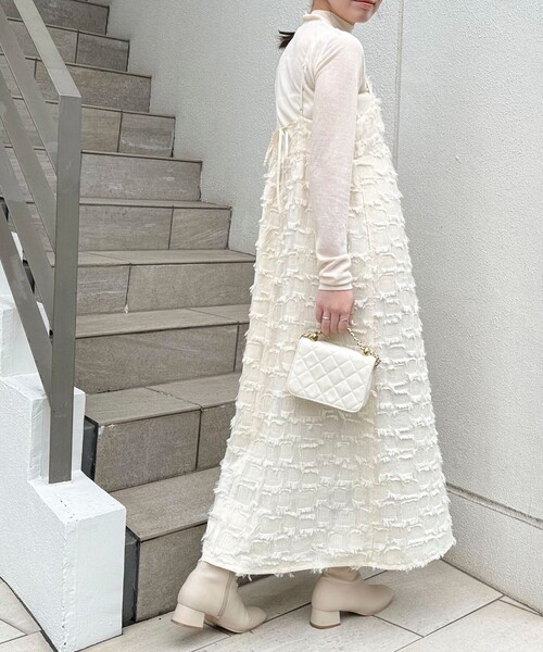 fredy emue（フレディエミュ）の「【オケージョン対応】フリンジキャミワンピース（ワンピース・レディース・アイボリー/ブラック・38）」の6枚目の写真