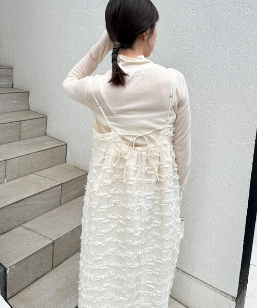 fredy emue（フレディエミュ）の「【オケージョン対応】フリンジキャミワンピース（ワンピース・レディース・アイボリー/ブラック・38）」の9枚目の写真