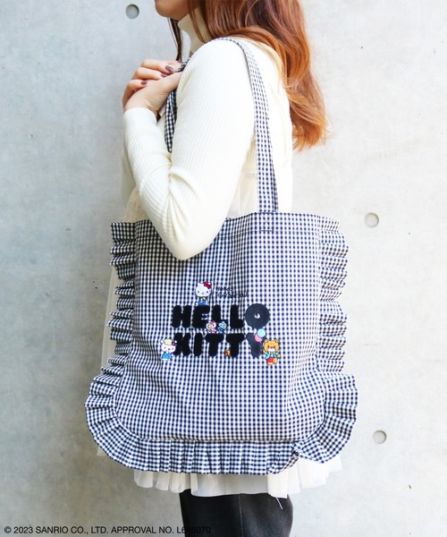 sanrio（サンリオ）の「HELLO KITTY / フリルトートバッグ（トートバッグ・レディース・ブラック/アイボリー・FREE）」の8枚目の写真