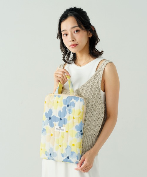 Wpc.（ダブリュピーシー）の「Wpc. Patterns キルティングPCケース M（PCグッズ・レディース・ホワイト系その他/イエロー系その他/ブラック系その他/イエロー系その他2/ネイビー系/オフホワイト/オレンジ系その他/レッド系その他・FREE）」の14枚目の写真