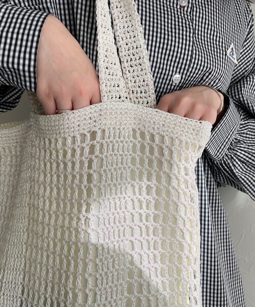 fredy emue（フレディエミュ）の「メタルコード編みスクエアトートバッグ（トートバッグ・レディース・シルバー/オフホワイト/ゴールド・FREE）」の14枚目の写真