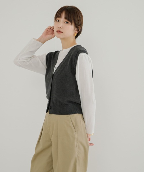 URBAN RESEARCH(アーバンリサーチ)の「C/Liテープヤーンニットベスト(ニット/セーター・レディース・ナチュラル/チャコールグレー・FREE)」の20枚目の写真