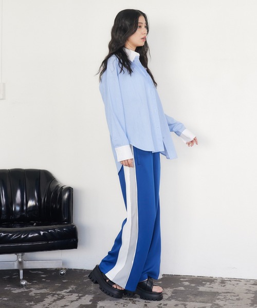 ENVYM(アンビー)の「サイドライントラックパンツ(その他パンツ・レディース・ブラック/ブルー・SMALL/MEDIUM)」の6枚目の写真