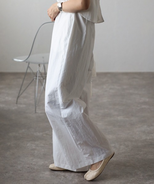 Bonjour Sagan(ボンジュールサガン)の「ビスチェ風サロペット(サロペット/オーバーオール・レディース・オフホワイト/ダークネイビー/ベージュ・FREE)」の10枚目の写真