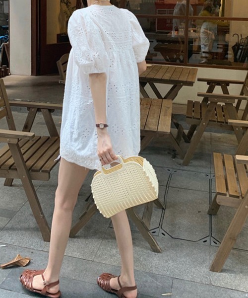 Miniministore(ミニミニストア)の「スカラップ刺しゅうレースブラウスVネック半袖半袖(シャツ/ブラウス・レディース・ホワイト・M/L)」の10枚目の写真