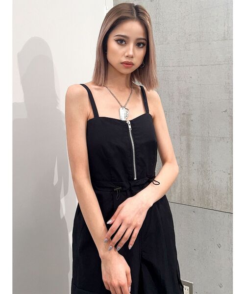 GYDA（ジェイダ）の「フロントZIPパラシュートロンパース