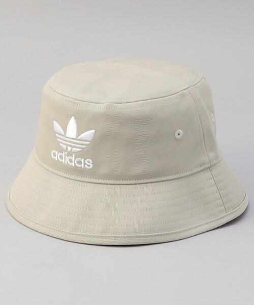 FREAK'S STORE（フリークスストア）の「限定展開　adidas/アディダス　BUCKET HAT AC / バケットハット（ハット・レディース・ホワイト/ベージュ/ブラック・MEDIUM）」の3枚目の写真