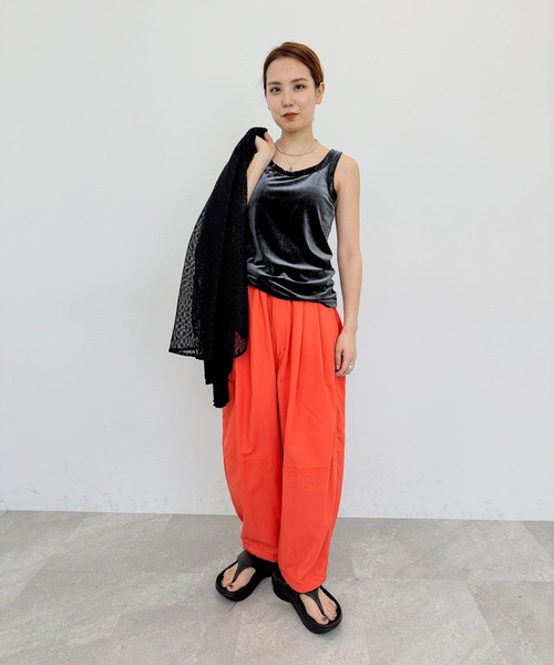 niko and...（ニコアンド）の「[MODE NORM CORE]カップ付きシャイニータンクトップ（タンクトップ・レディース・ライトグレー/イエロー/ブラック・LARGE/MEDIUM）」の6枚目の写真