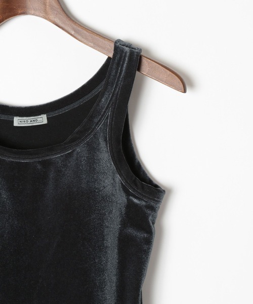 niko and...（ニコアンド）の「[MODE NORM CORE]カップ付きシャイニータンクトップ（タンクトップ・レディース・ライトグレー/イエロー/ブラック・LARGE/MEDIUM）」の16枚目の写真