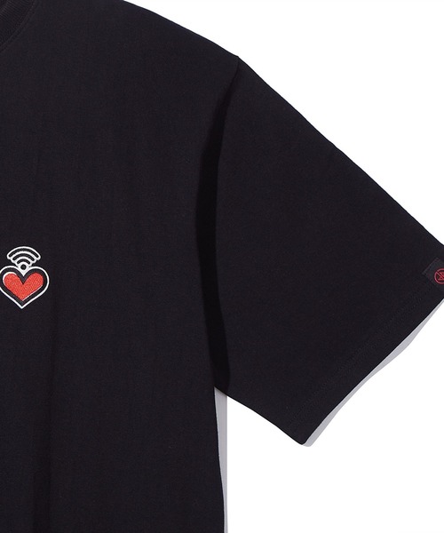 【UNISEX】WANGGWAN／Heart WiFi T 2115037（Tシャツ/カットソー）｜WANGGWAN（ワングァン）