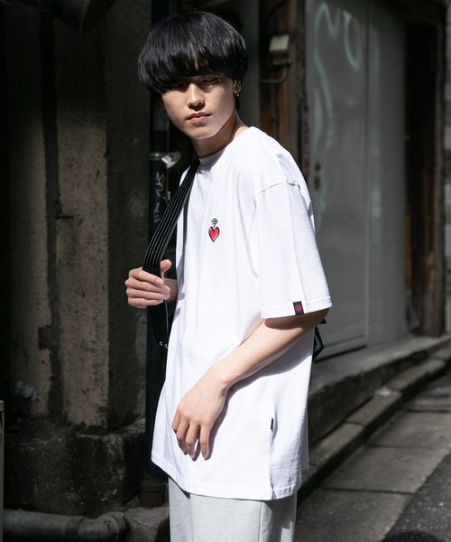 ◆Aelfric Eden◆ love & peace ダブルショルダーTシャツ 送料込 愛上あむ Tシャツ [『Hookah Haze』] | 二次元キャラクター公式