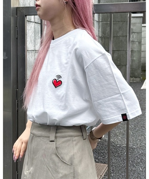 【UNISEX】WANGGWAN／Heart WiFi T 2115037（Tシャツ/カットソー）｜WANGGWAN（ワングァン）