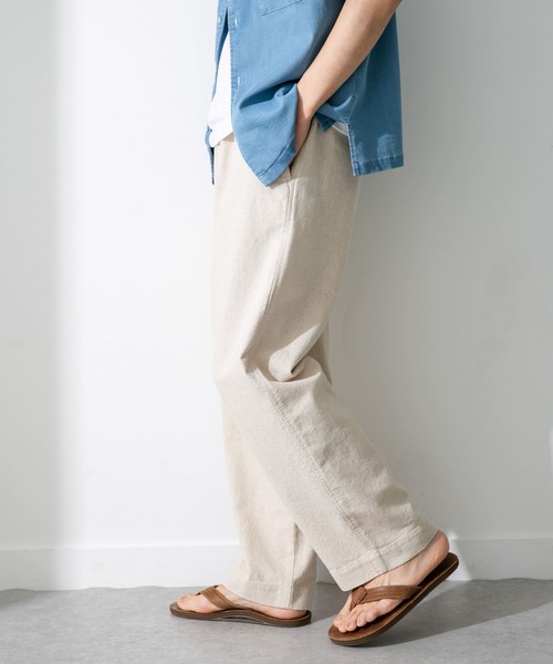 URBAN RESEARCH Sonny Label（アーバンリサーチサニーレーベル）の「リネン混ワイドストレートパンツ（その他パンツ・メンズ・カーキ/ナチュラル/グレー・MEDIUM/LARGE）」の12枚目の写真