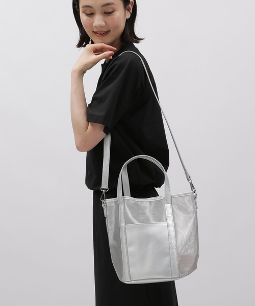 LAKOLE（ラコレ）の「メッシュコンビ2WAYトートバッグ / 119697（トートバッグ・レディース・シルバー/ブラック/ライトブルー・FREE）」の3枚目の写真