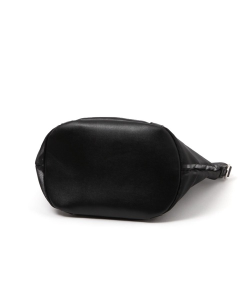 LAKOLE（ラコレ）の「メッシュコンビ2WAYトートバッグ / 119697（トートバッグ・レディース・シルバー/ブラック/ライトブルー・FREE）」の12枚目の写真