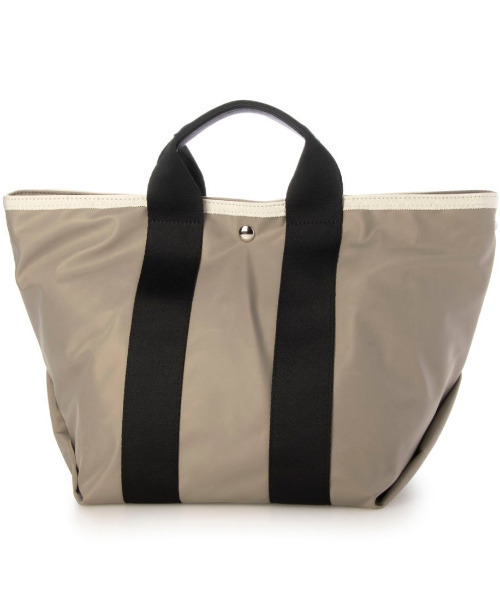 cache cache(カシュ カシュ)の「カシュカシュ cachecache / ナイロンツイル2wayテープトート(トートバッグ・レディース・ブラック/グレー/ベージュ・FREE)」の12枚目の写真