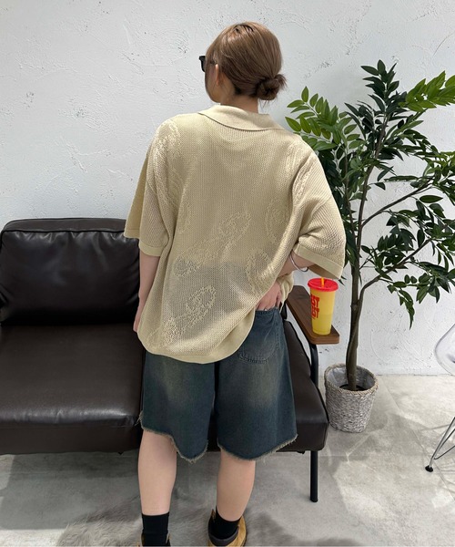 sedacle(セダクル)の「ペイズリー透かしニットポロ(ポロシャツ・メンズ・ブルー/ベージュ/ピンク・SMALL/MEDIUM/LARGE)」の4枚目の写真