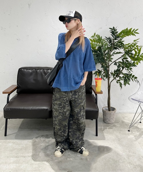 sedacle(セダクル)の「ペイズリー透かしニットポロ(ポロシャツ・メンズ・ブルー/ベージュ/ピンク・SMALL/MEDIUM/LARGE)」の14枚目の写真
