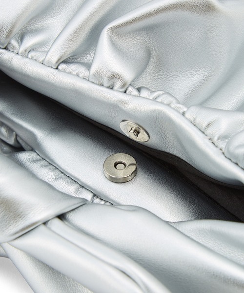 ADAM ET ROPE'（アダムエロペ）の「【サステナブル】リボンモチーフミニチェーンバック（ショルダーバッグ・レディース・ラベンダー/シルバー/ブラック・FREE）」の17枚目の写真