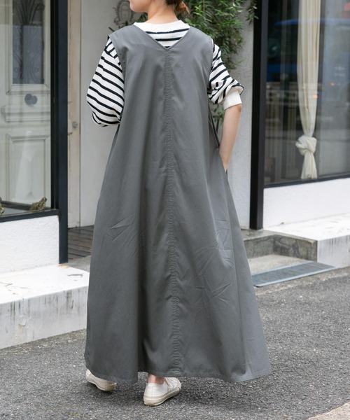 FORK&SPOON（フォークアンドスプーン）の「FORK&SPOON　テントラインジャンパースカート（ワンピース・レディース・ネイビー/オリーブ・1/2）」の6枚目の写真