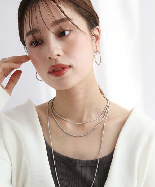 abaskdesign(アバスクデザイン)の「金属アレルギー対応 シンプルフープステンレスピアス(ピアス(両耳用)・レディース・ゴールド/シルバー・FREE)」の6枚目の写真