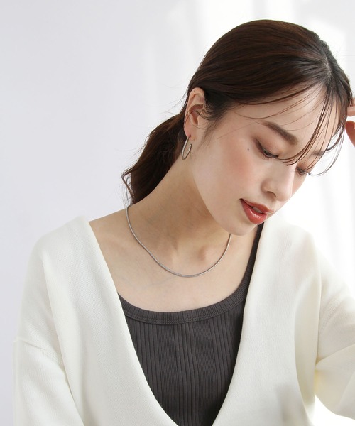abaskdesign(アバスクデザイン)の「金属アレルギー対応 シンプルフープステンレスピアス(ピアス(両耳用)・レディース・ゴールド/シルバー・FREE)」の5枚目の写真