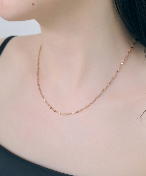 Phoebe（フィービィー）の「【金属アレルギー対応】スパークリングペタルネックレス/サージカルステンレス（ネックレス・レディース・ピンクゴールド/イエローゴールド/シルバー・FREE）」の2枚目の写真