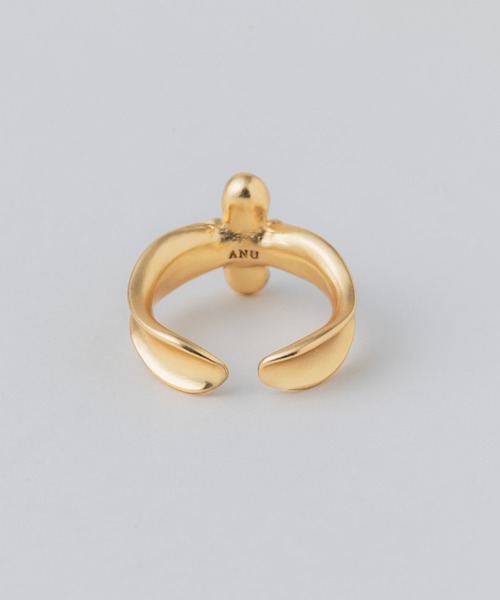 ANU(アヌ)の「Echidna’s cross ring - エキドナクロスリング(リング・レディース・シルバー/ゴールド・9-10/13-14/11-12)」の11枚目の写真
