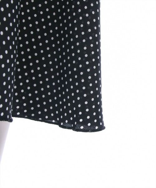 clear（クリア）の「【低身長サイズ有】ドット柄ランダムティアードロングスカート [大人可愛い 骨格ナチュラル]≪再入荷≫（スカート・レディース・ブラック/オフホワイト・F/XS）」の13枚目の写真