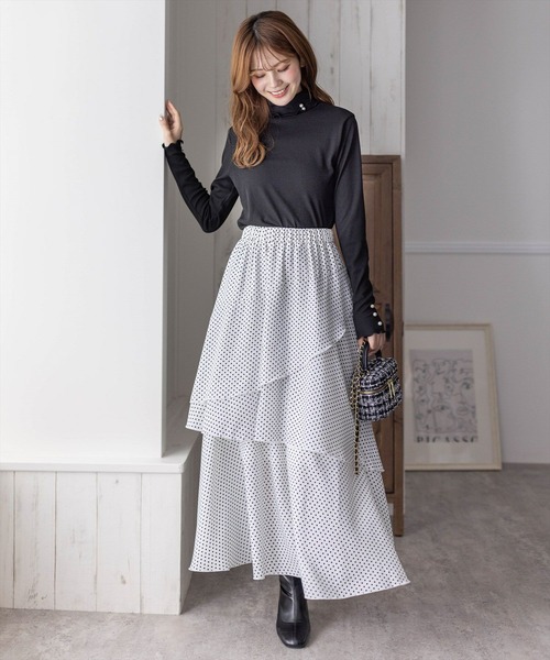clear（クリア）の「【低身長サイズ有】ドット柄ランダムティアードロングスカート [大人可愛い 骨格ナチュラル]≪再入荷≫（スカート・レディース・ブラック/オフホワイト・F/XS）」の7枚目の写真