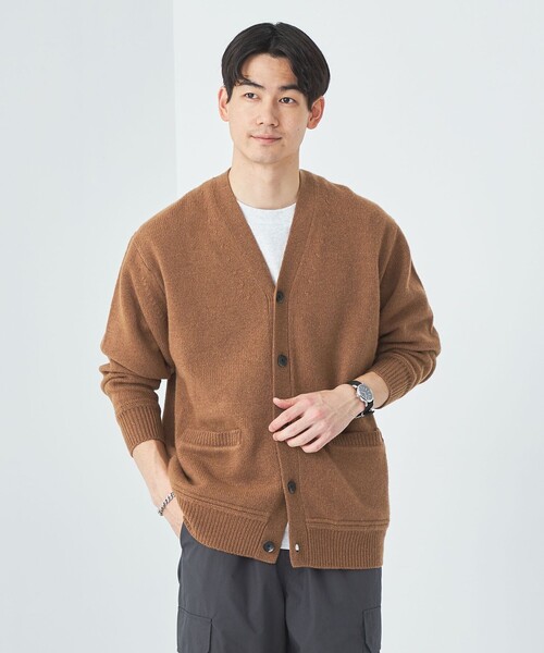 green label relaxing(グリーンレーベルリラクシング)の「ハミルトンラム Vネック カーディガン(カーディガン/ボレロ・メンズ・グレー/ダークブラウン/ベージュ/ネイビー・S/M/L/XL)」の3枚目の写真