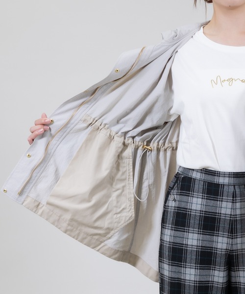 meeny miny（ミーニーマイニー）の「【meeny miny】[美シルエットシリーズ]【撥水/UV/軽量】美優マウンテンパーカー（マウンテンパーカー・レディース・ブラック/ベージュ・MEDIUM）」の19枚目の写真