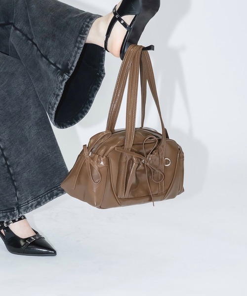 17HR（セブンティーンアワーズ）の「リボンポケットボストンバッグ（ボストンバッグ・レディース・ブラック/ブラウン/レッド・FREE）」の22枚目の写真