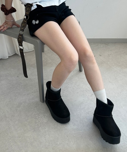 sedacle girl(セダクルガール)の「厚底ムートンブーツ(ブーツ・レディース・グレー/ブラック/ブラウン・SMALL/MEDIUM/LARGE)」の6枚目の写真